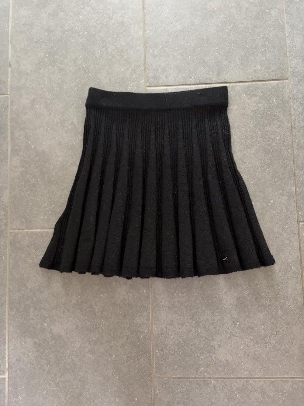 Girls Metallic Pleated Sweater Skirt